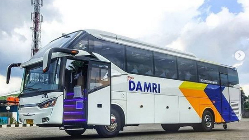 Moda Transportasi Bus Damri. Sumber: seputargk.id
